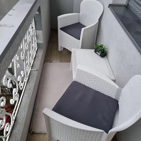 Ramonda Smjestaj Apartment *