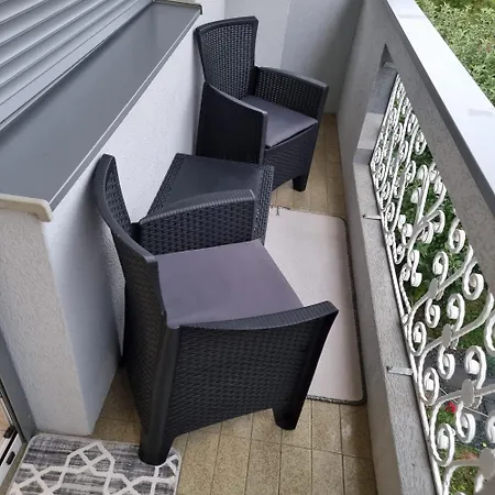 Ramonda Smjestaj Apartamento Tuzla